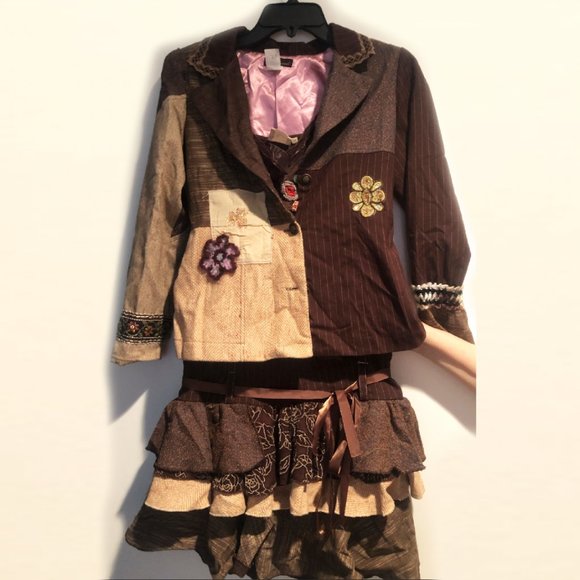 SARA SARA Girl's Brown Blazer Skirt Set W/Top